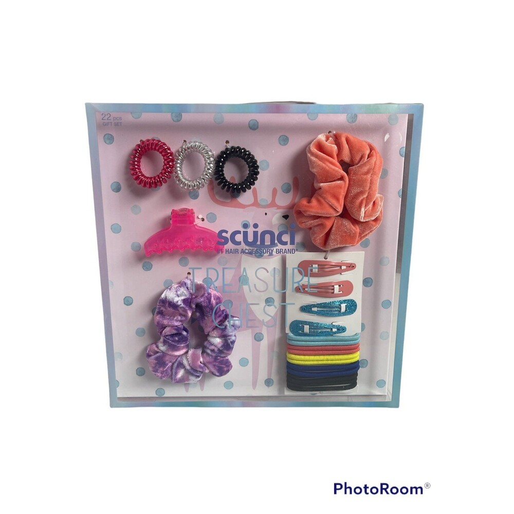 Scunci 22 Piece Hair Accessories Styling Set Treasure Chest Box NEW